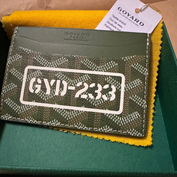 Goyard “KHAKI” GYD 233—St.Sulpice - Picture 1 of 11